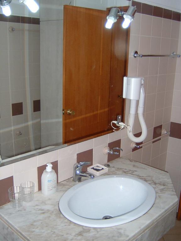 Sea View Apartment Лагуш Экстерьер фото